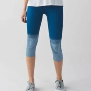 Lululemon Athletica Seamlessly Street Crop Legging Ombre Blue Ocean Size 10